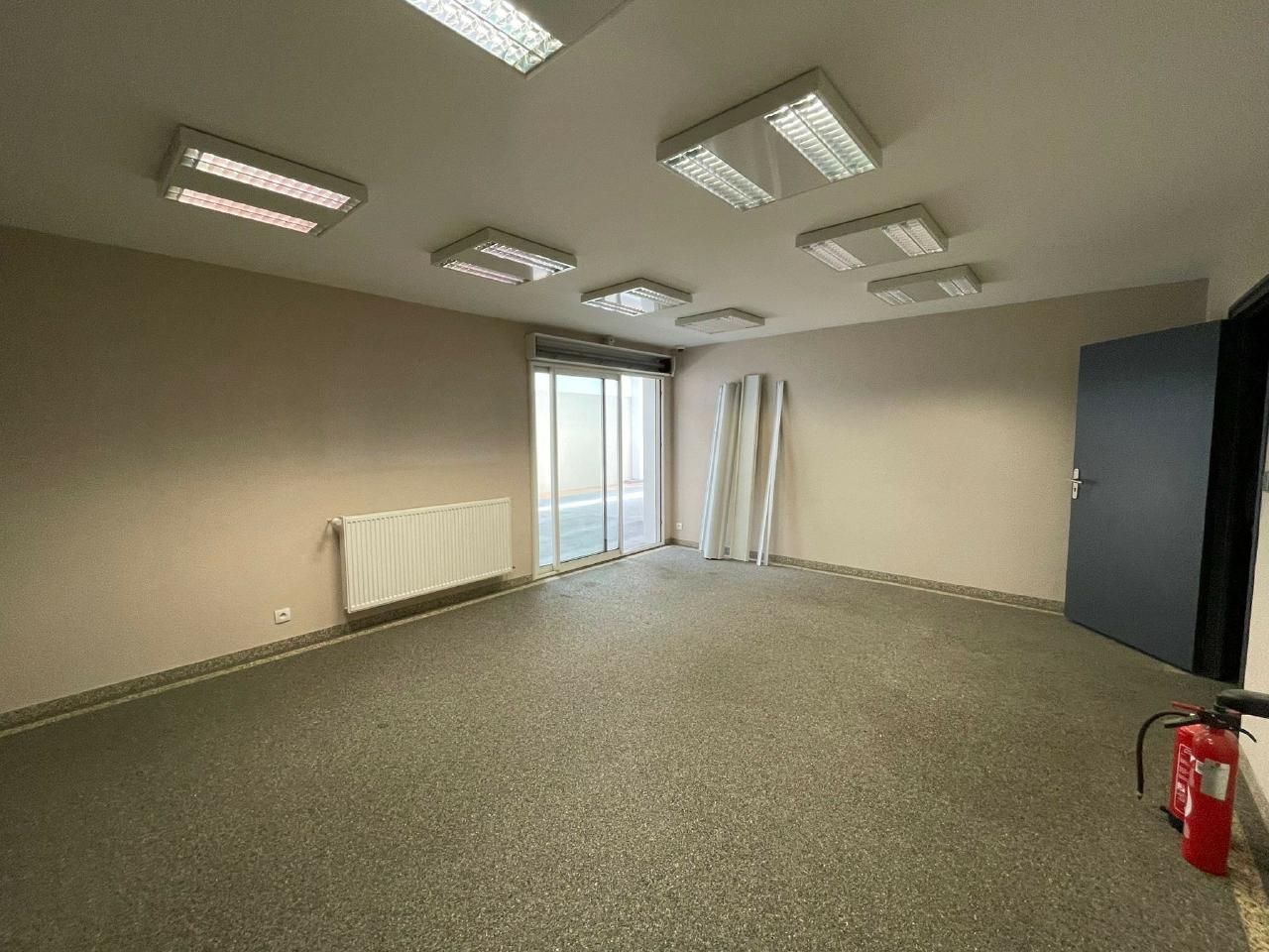 Local d'activité Fretin 698m² Location local d'activité Fretin Nord OLACT2422501 6